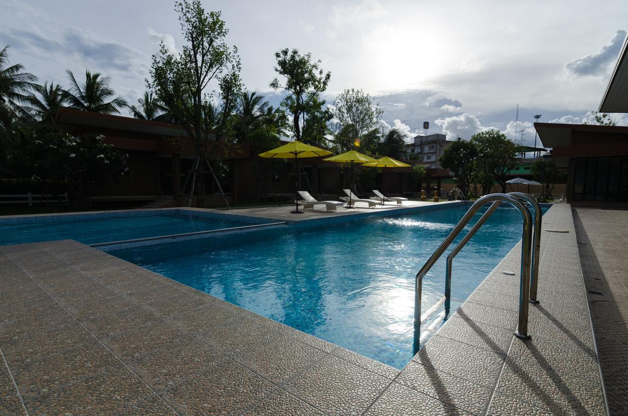 Golf Inn Resort Samut Songkhram Exterior foto