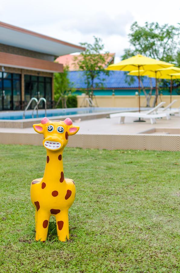 Golf Inn Resort Samut Songkhram Exterior foto