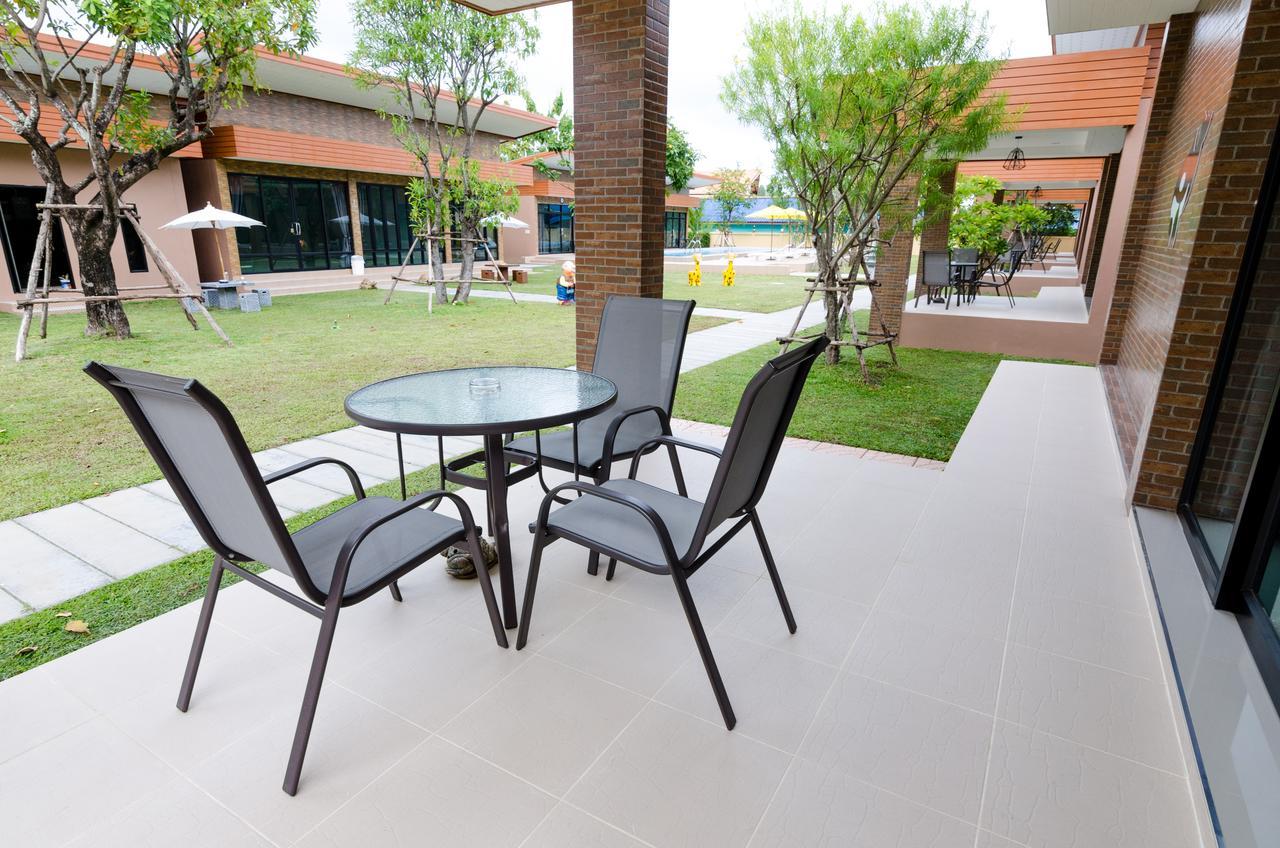 Golf Inn Resort Samut Songkhram Exterior foto