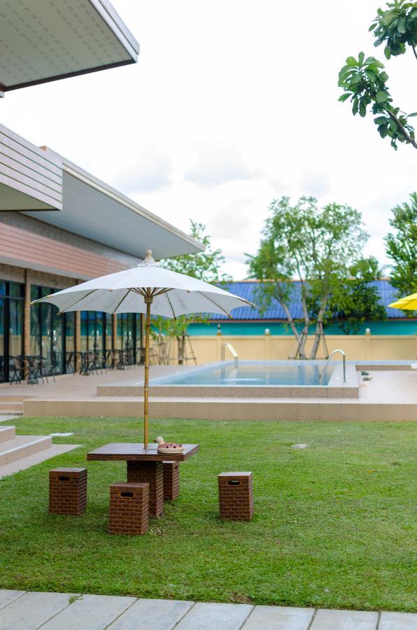 Golf Inn Resort Samut Songkhram Exterior foto