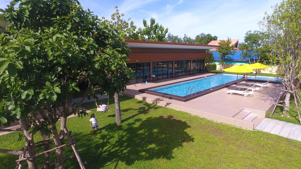 Golf Inn Resort Samut Songkhram Exterior foto